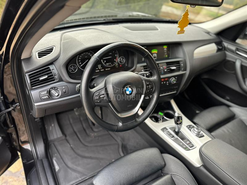 BMW X3 2.0XDRIVE/PANO/LED