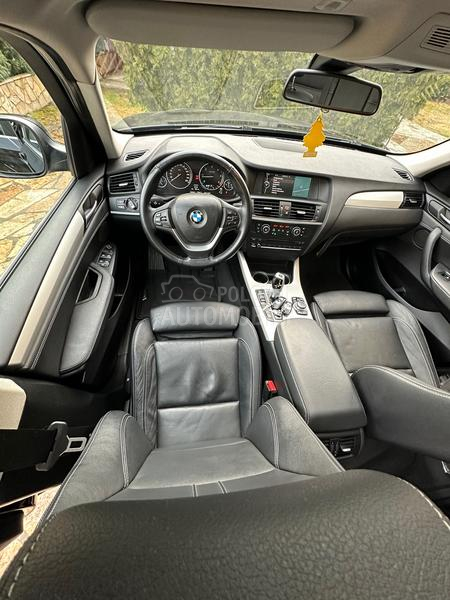 BMW X3 2.0XDRIVE/PANO/LED