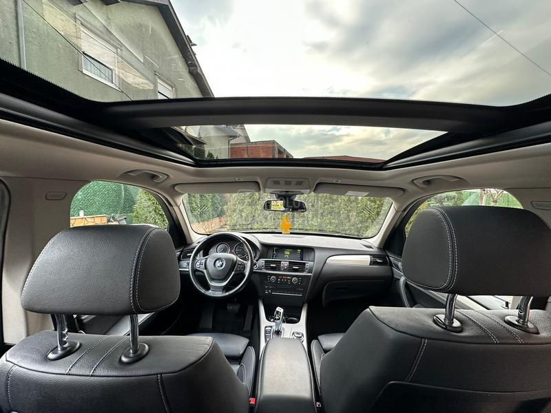 BMW X3 2.0XDRIVE/PANO/LED