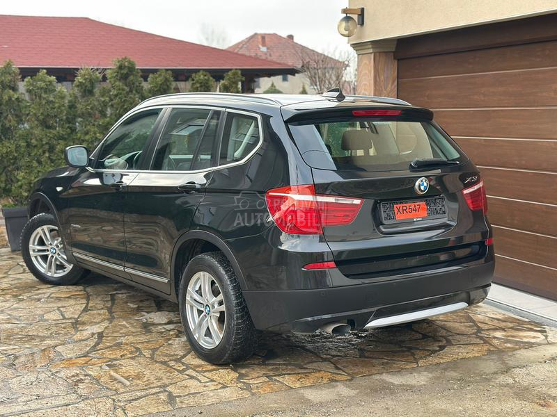 BMW X3 2.0XDRIVE/PANO/LED