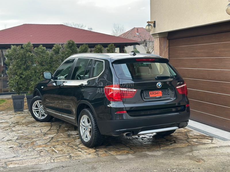 BMW X3 2.0XDRIVE/PANO/LED