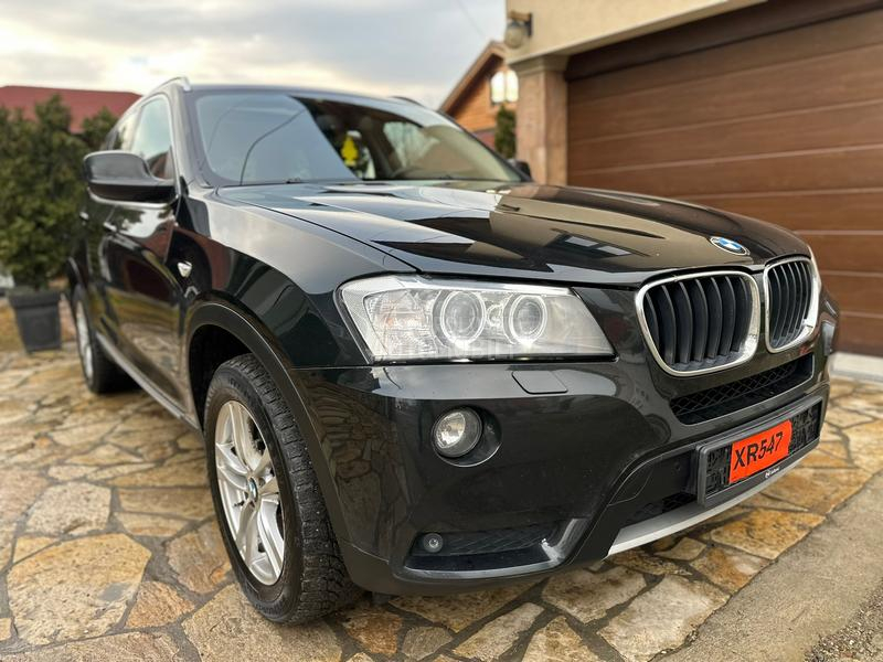 BMW X3 2.0XDRIVE/PANO/LED