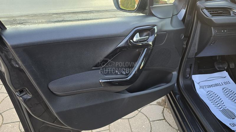 Peugeot 208 1.4 hdi AUTOM