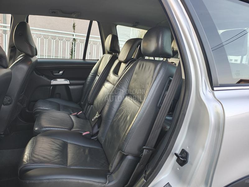 Volvo XC90 2.4 D5