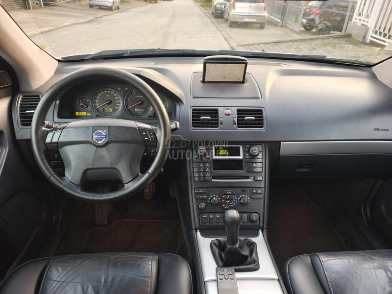 Volvo XC90 2.4 D5