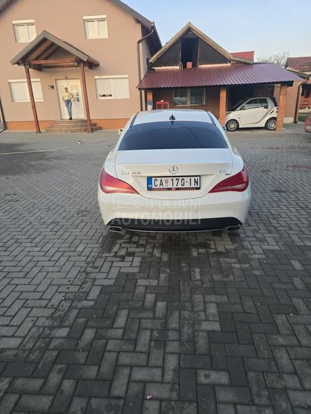 Mercedes Benz CLA 200 
