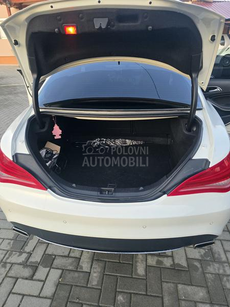 Mercedes Benz CLA 200 
