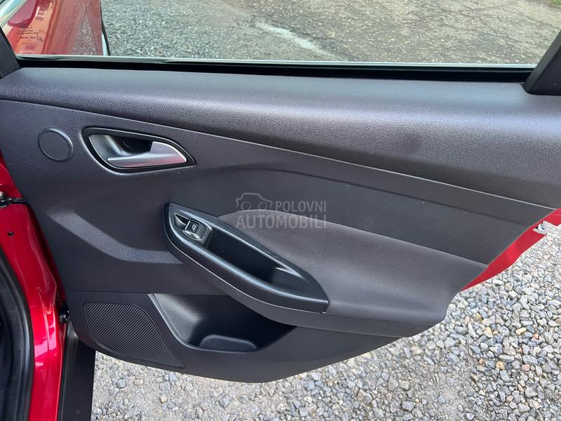 Ford Focus 104.000 K.M NOOV