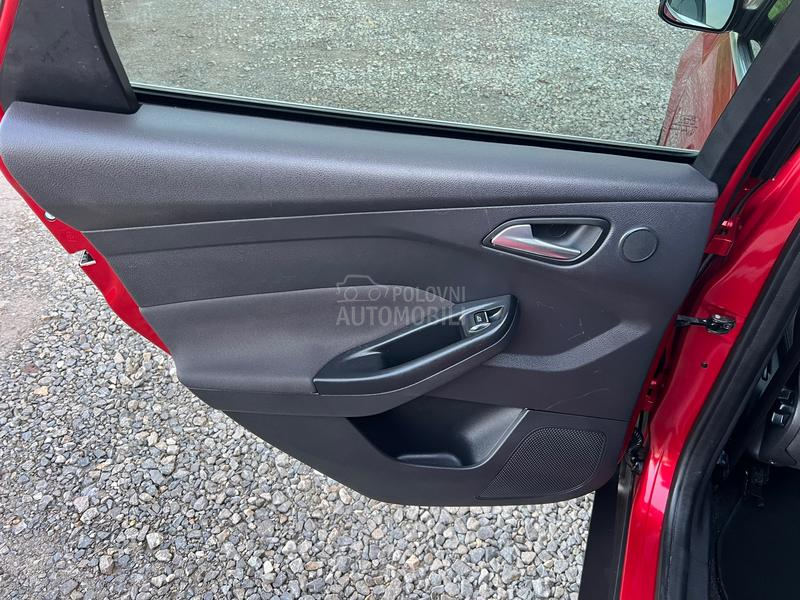 Ford Focus 104.000 K.M NOOV