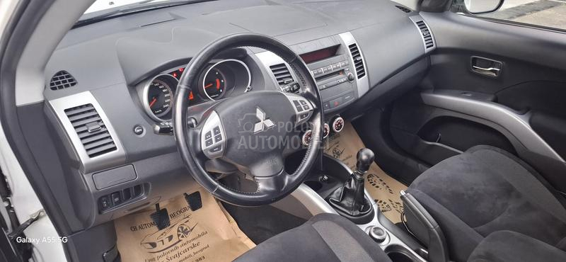 Mitsubishi Outlander 2.2 DI-D
