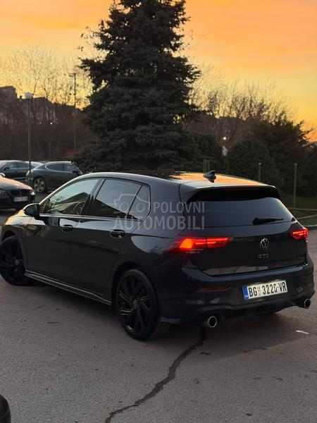 Volkswagen Golf 8 gti