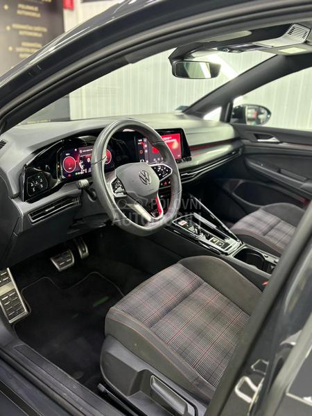 Volkswagen Golf 8 gti