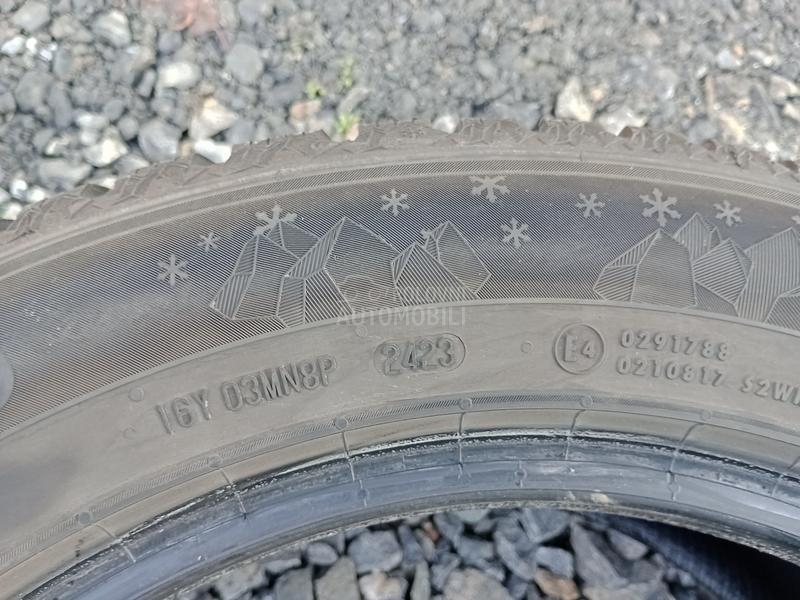 Semperit 235/55 R17 Zimska