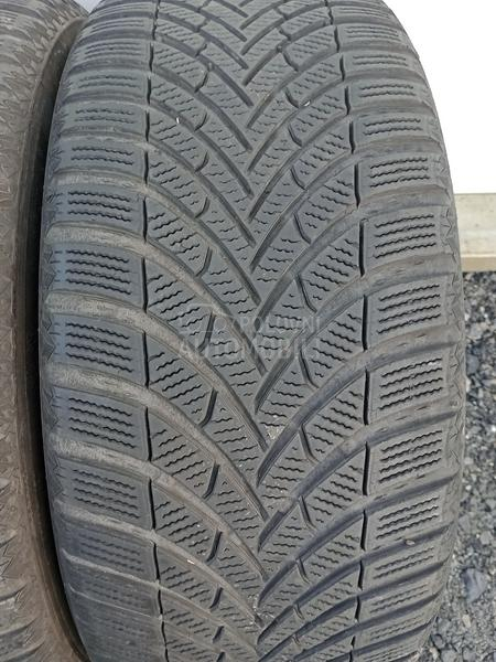 Semperit 235/55 R17 Zimska