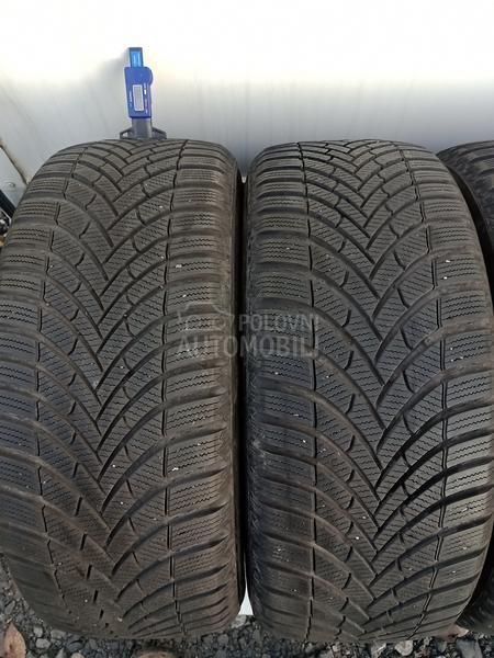 Semperit 235/55 R17 Zimska