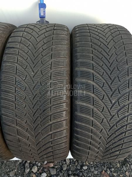 Semperit 235/55 R17 Zimska