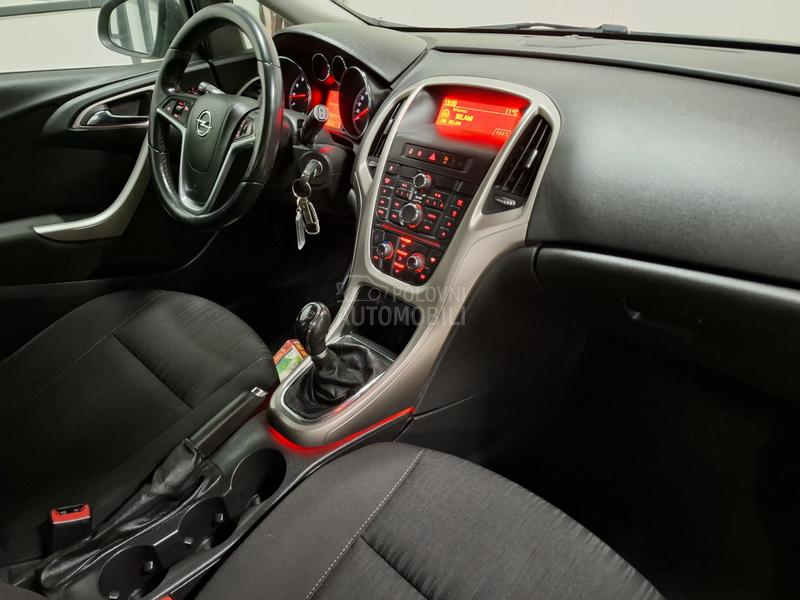 Opel Astra J 1.4