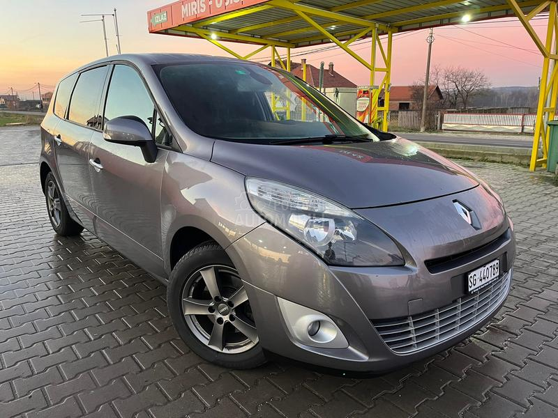 Renault Grand Scenic 