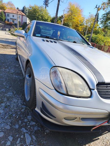 Mercedes Benz SLK 200 
