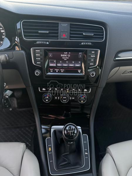 Volkswagen Golf 7 