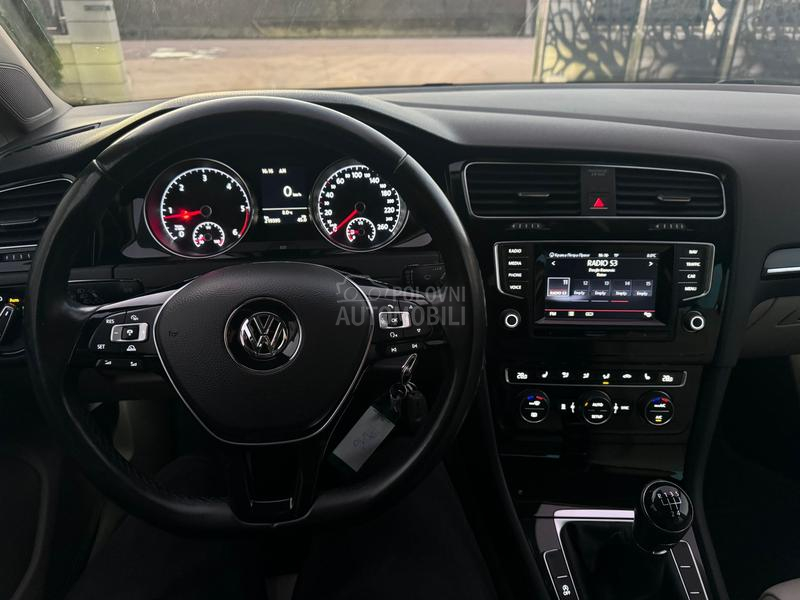 Volkswagen Golf 7 