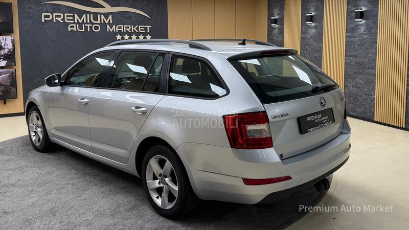 Škoda Octavia //1.6 TDI/DSG//NOV