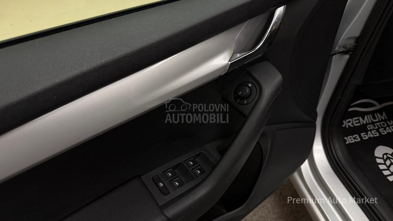 Škoda Octavia //1.6 TDI/DSG//NOV