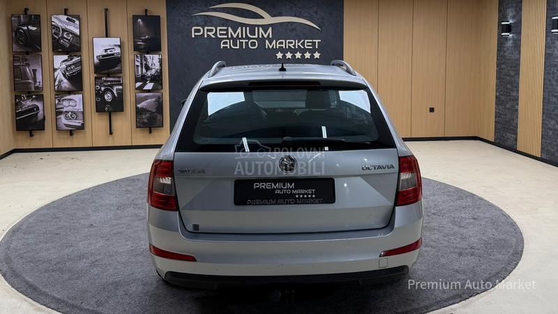 Škoda Octavia //1.6 TDI/DSG//NOV