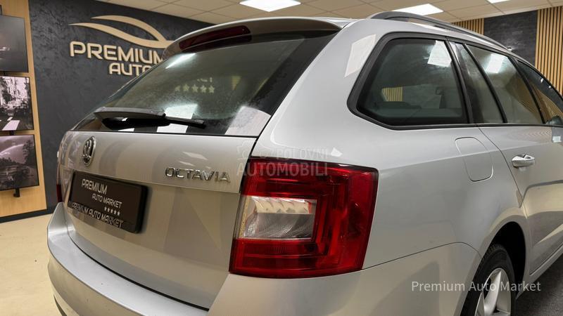 Škoda Octavia //1.6 TDI/DSG//NOV