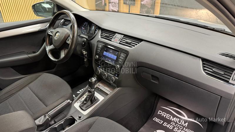 Škoda Octavia //1.6 TDI/DSG//NOV
