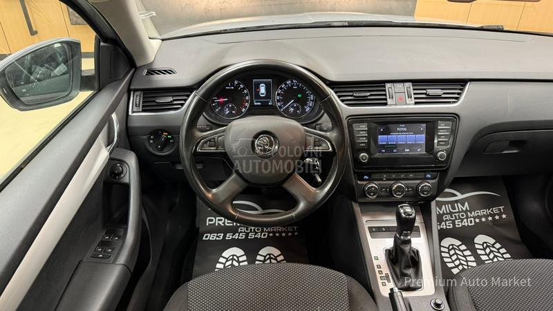 Škoda Octavia //1.6 TDI/DSG//NOV