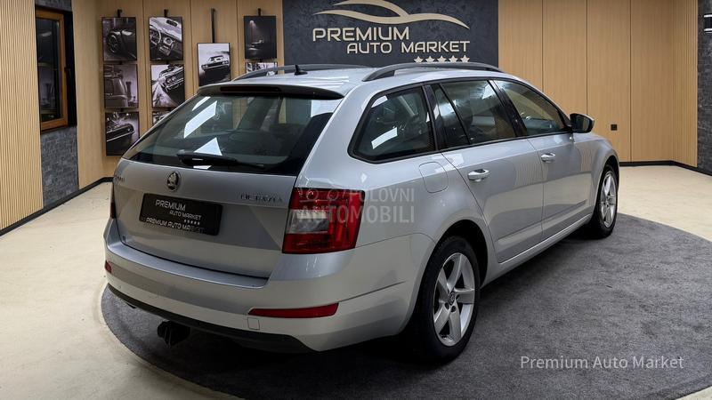 Škoda Octavia //1.6 TDI/DSG//NOV