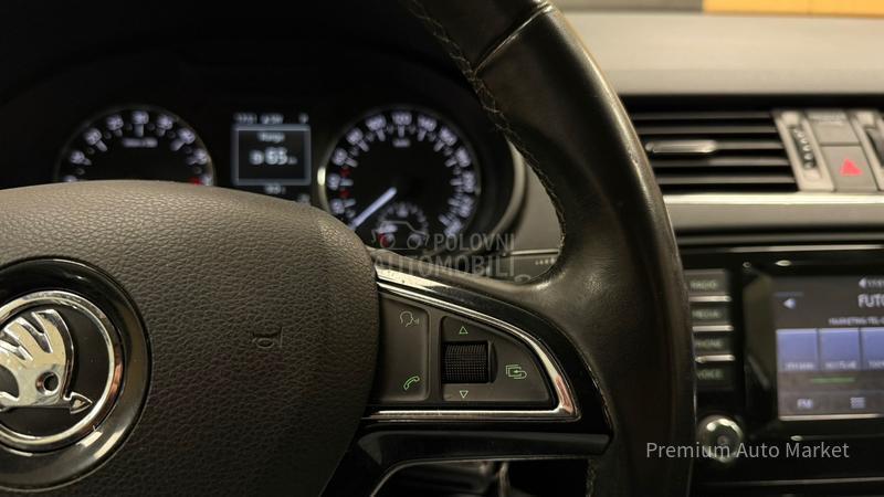 Škoda Octavia //1.6 TDI/DSG//NOV
