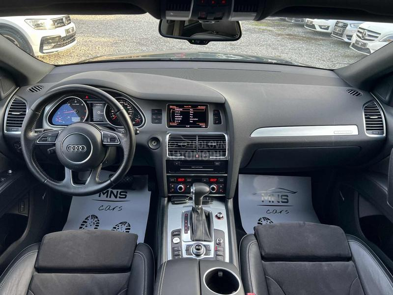 Audi Q7 3.0TDI/3xS/7sed/Pano