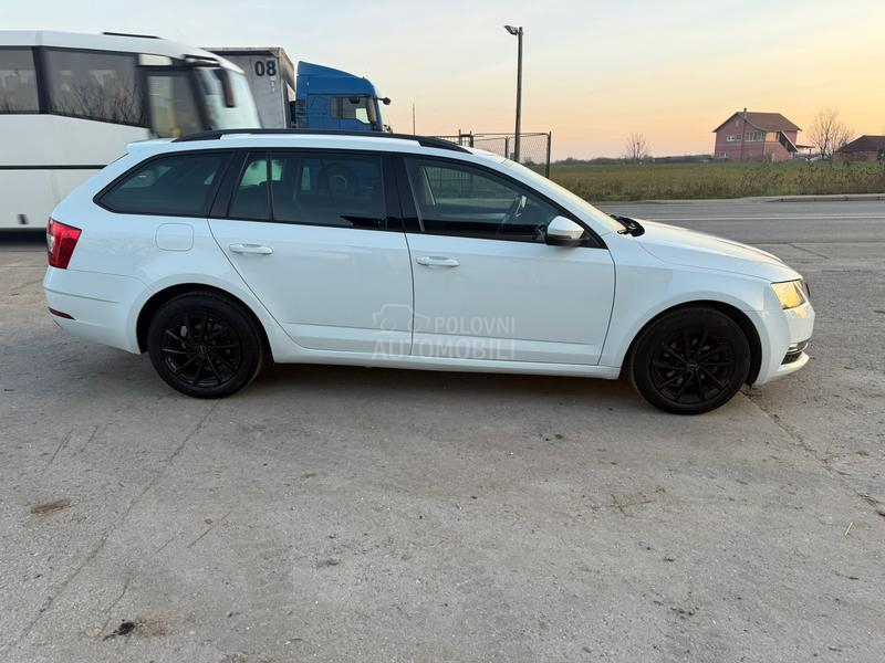 Škoda Octavia 1.6 tdi /DSG/FUL