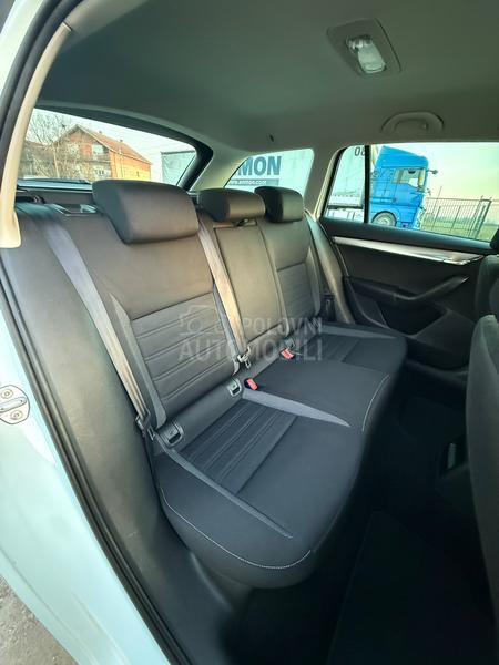 Škoda Octavia 1.6 tdi /DSG/FUL