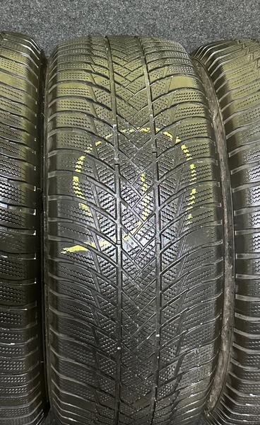 Bridgestone 255/55 R20 Zimska