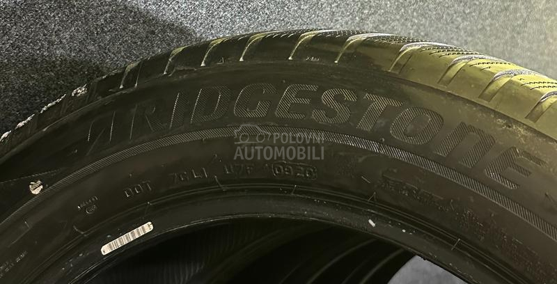 Bridgestone 255/55 R20 Zimska
