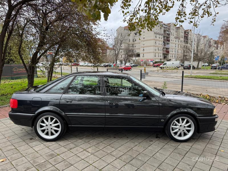 Audi 80 2.6E V6 CH