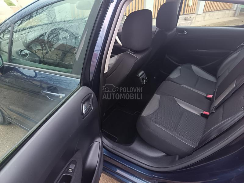 Peugeot 308 2.0 HDI