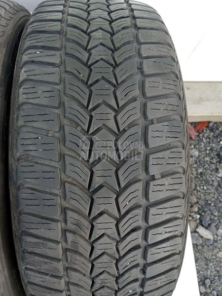 Debica 195/55 R15 Zimska