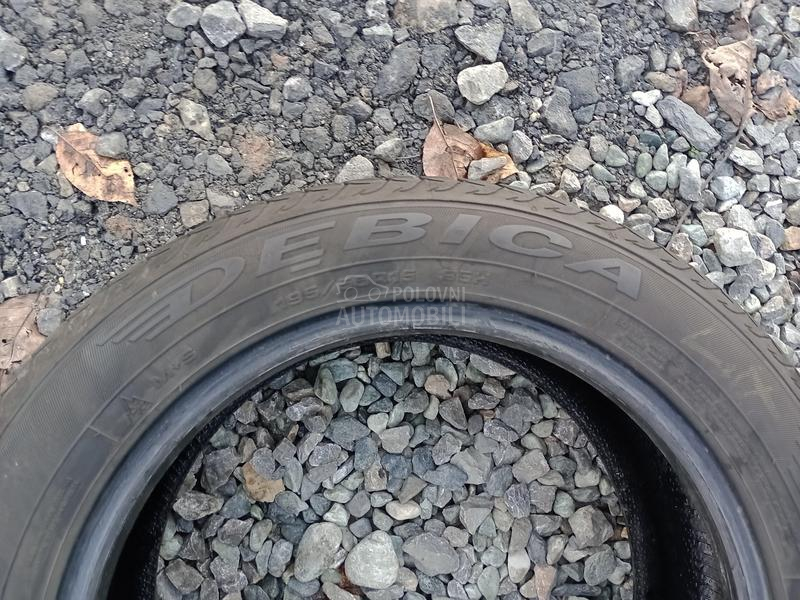 Debica 195/55 R15 Zimska