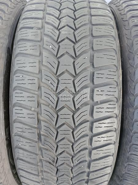 Debica 195/55 R15 Zimska