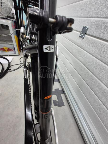 KTM City Univers 8 Nexus