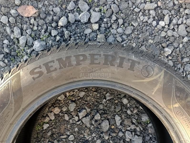 Semperit 215/55 R16 Zimska