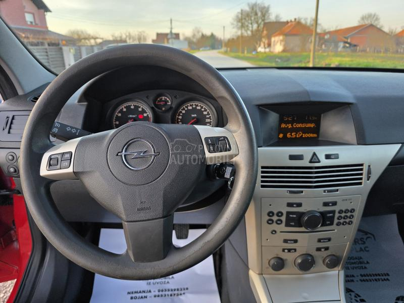 Opel Astra H 1.4 GTC