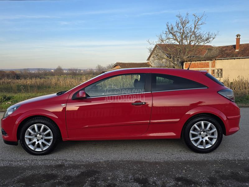 Opel Astra H 1.4 GTC