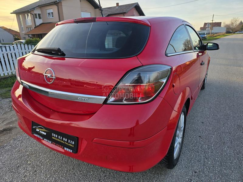 Opel Astra H 1.4 GTC