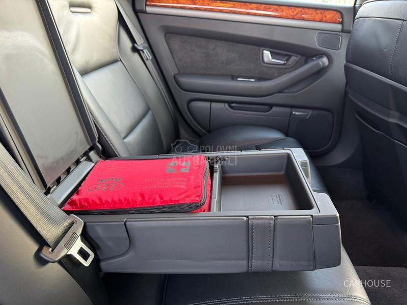 Audi A8 FSI CH 137000