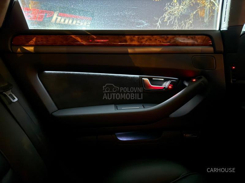 Audi A8 FSI CH 137000